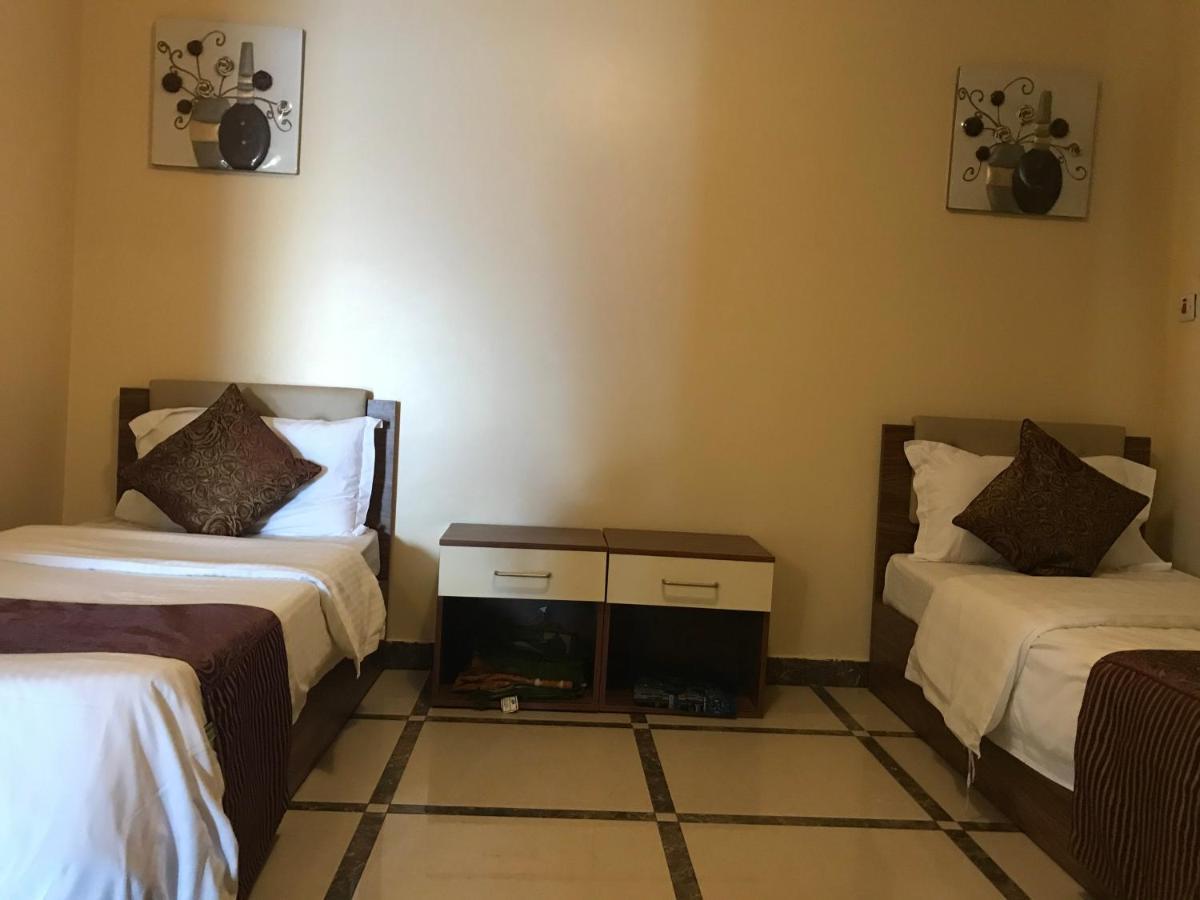 منتجع وشاليهات مورجان الشرق - للعائلات فقط - Dammam Eksteriør bilde