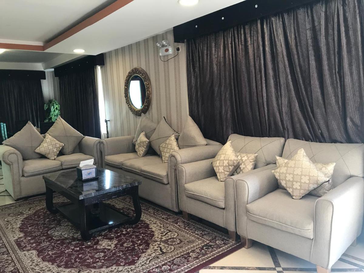 منتجع وشاليهات مورجان الشرق - للعائلات فقط - Dammam Eksteriør bilde