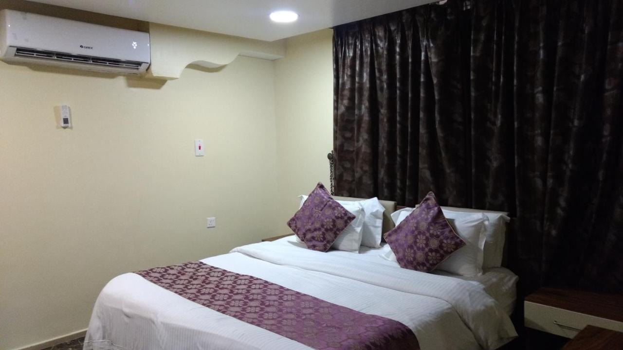 منتجع وشاليهات مورجان الشرق - للعائلات فقط - Dammam Eksteriør bilde